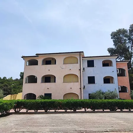 Residence Cala Liberotto Apart Otel