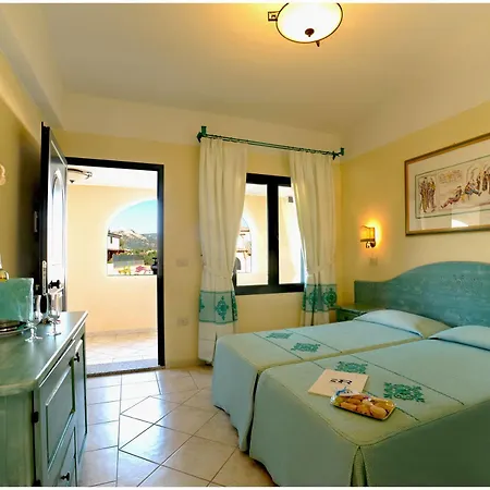 Residence Cala Liberotto 4*