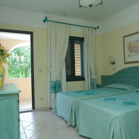 Residence Cala Liberotto Apart Otel 3*